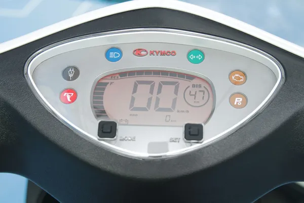 威摩科技 WeMo 電動機車租賃