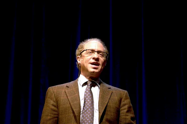 Ray Kurzweil.jpg