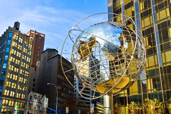 限編輯用Time Warner_Cedric Weber_Shutterstock.jpg