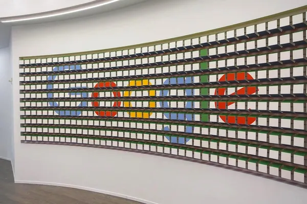 Google pop-up Store2.jpeg