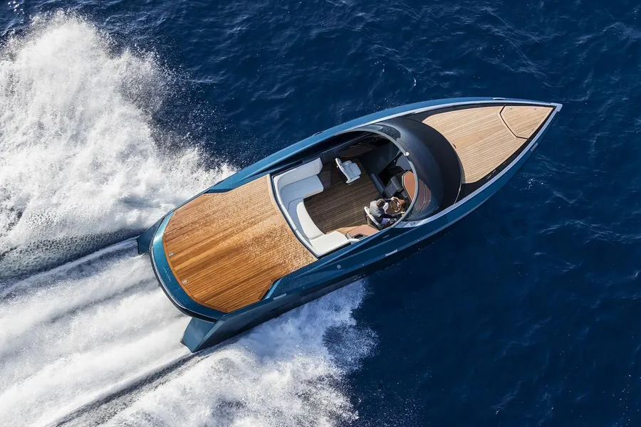007 下一艘御用快艇？Aston Martin AM37 要你一起體驗海上奢華