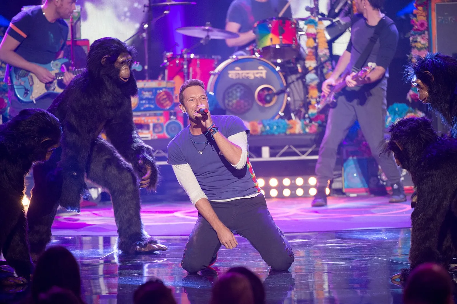 Coldplay 酷玩樂團 11 月降臨高雄！搖滾區「跳起來」幫忙發電，挑戰可持續演唱會