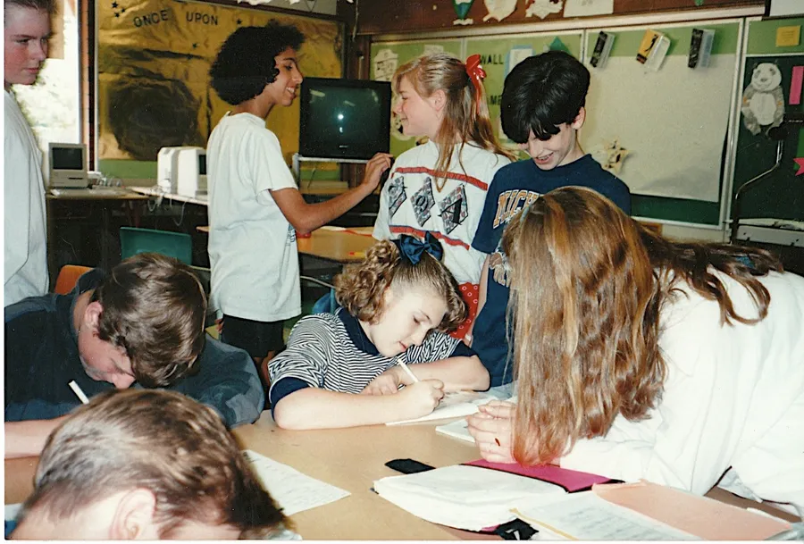 為何矽谷都是亞洲面孔，專家指要怪美國人不夠努力