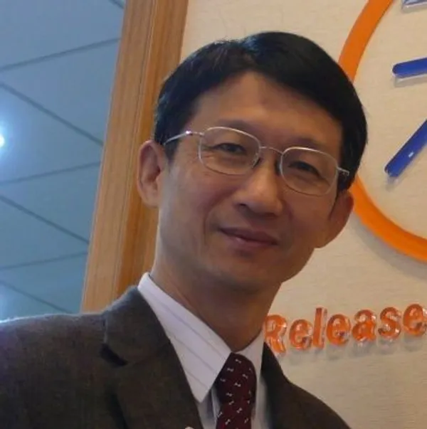  孫易新