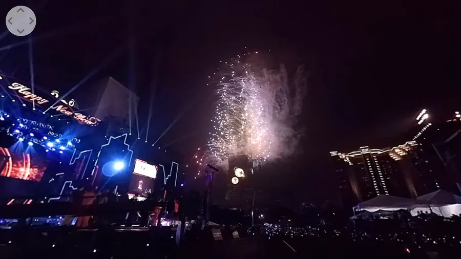 360度VR直播！陪你一起101跨年煙火倒數