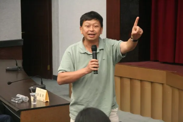 小鯨魚 4.jpg