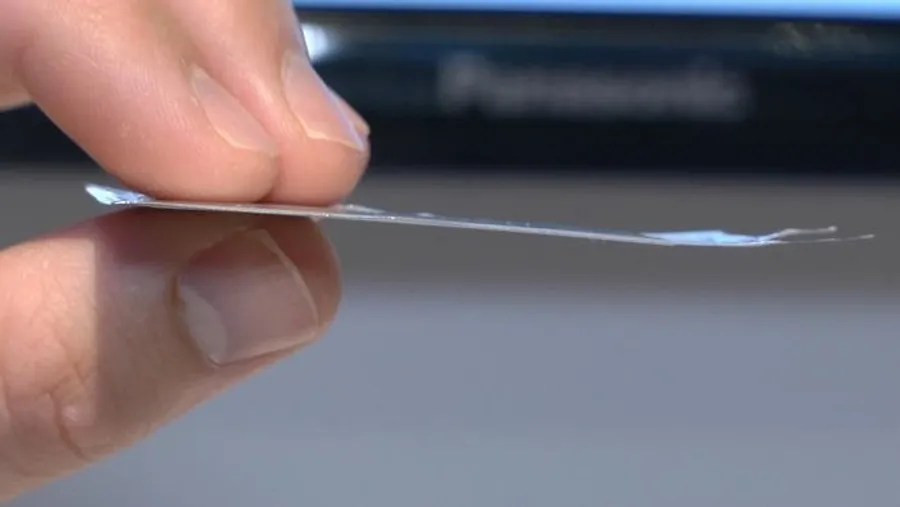 松下發明厚 0.45mm 可彎曲鋰電池，2018年將量產用於穿戴式裝置