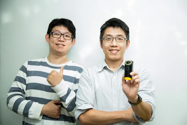 台灣團隊OmiCam穿戴式VR攝影機，讓你拍攝出最平穩第一人稱全景影像 