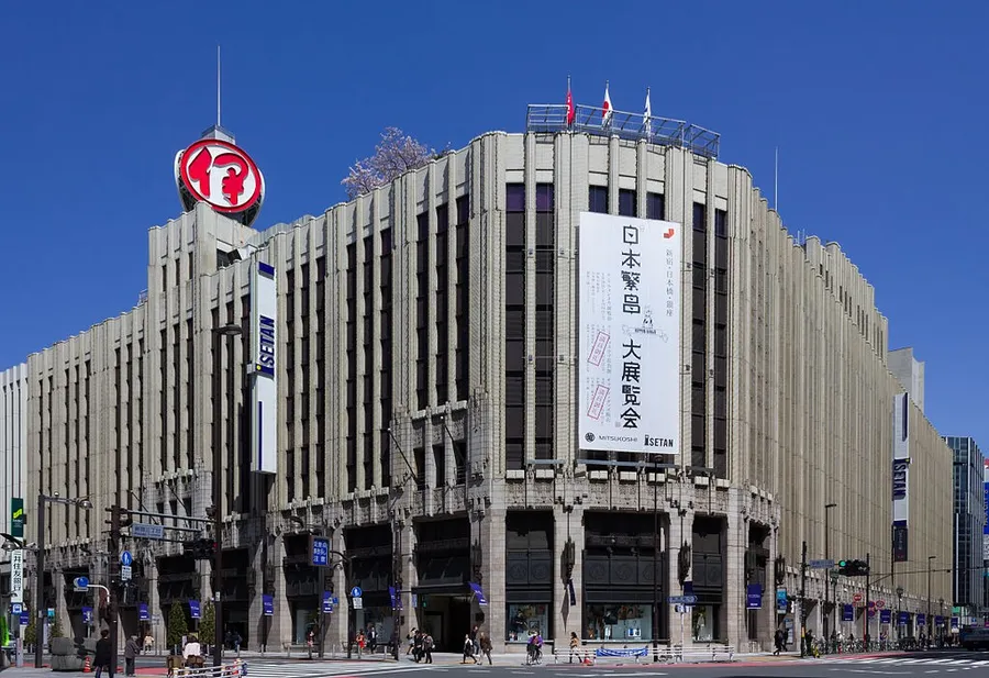 日本百貨業集體創新轉型，要你平常就來逛街！