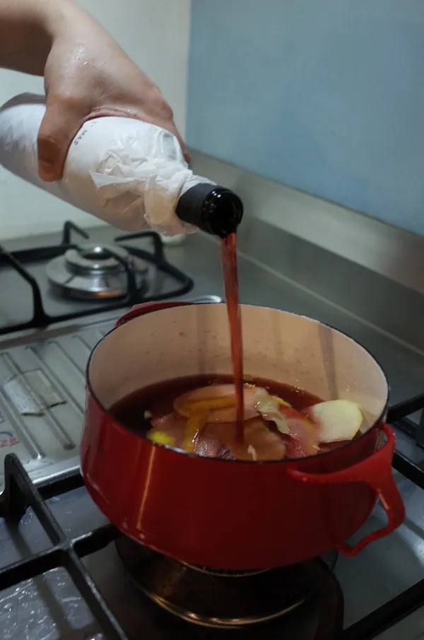 情人節 熱紅酒 步驟二.jpg