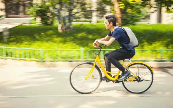 ofo_riding_meitu_2.jpg