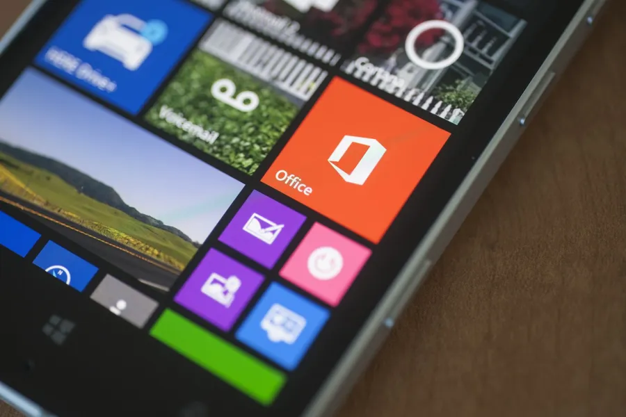 微軟放棄治療？4年後不到1%市佔率的Windows Phone用戶可能變成0