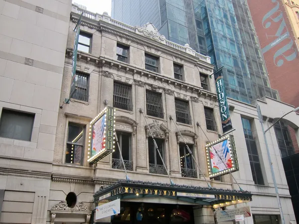 紐約百年劇院_Hudson Theatre.jpg