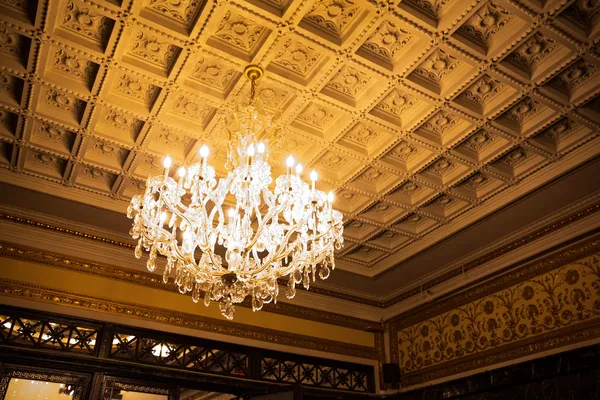 紐約百年劇院_Hudson Theatre.jpg