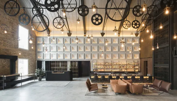百年貨倉改建為潮人酒店！新加坡河畔邊的「The Warehouse Hotel」