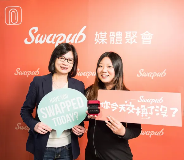 Swapub營運長林靜怡合照