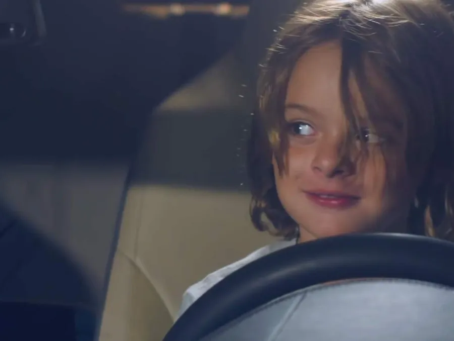 美國狂粉小女孩寫信拜託Tesla辦廣告大賽，執行長馬斯克真的向全球發出了「徵求令」