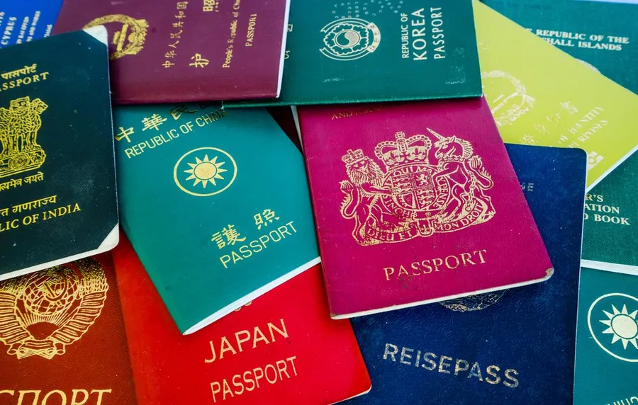 長知識！Passport Index各國護照封面顏色、圖案、免簽國家查詢比較系統