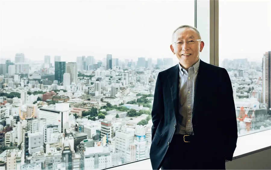 Uniqlo 是一家服裝店嗎？不，他說他是數位消費零售公司！