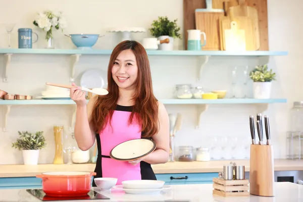 謝凱婷_美味生活HowLiving創辦人暨CEO.jpg
