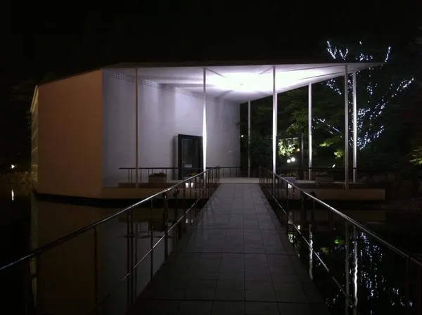 青木淳白教堂j.jpg