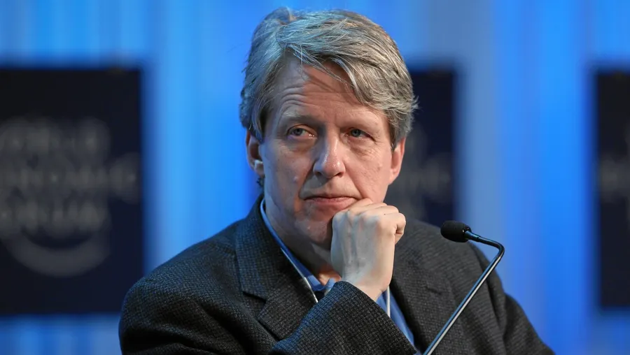 工作日益消失？席勒：自動化和AI恐讓經濟長期停滯