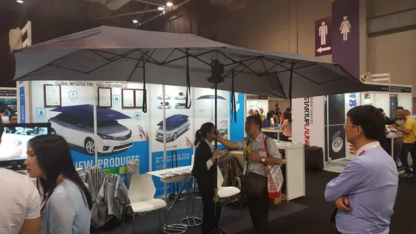 環球資源電子展_移動車頂