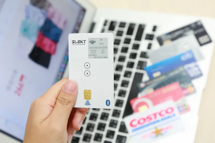 Plastc 宣告破產、多合一信用卡的生產製造到底難在哪裡？