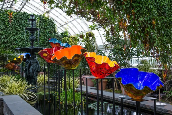 CHIHULY