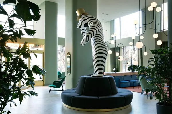 Hayon_Madrid Hotel_01.jpg