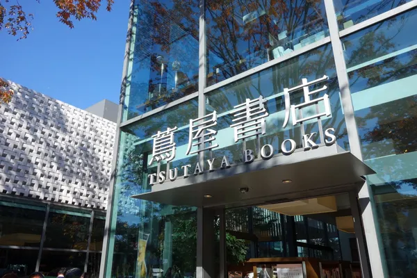 全球書市萎靡，蔦屋卻逆勢成長！創辦人：提案力，是時代的必需品 