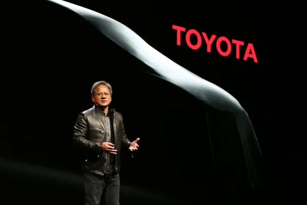 NVIDIA 創辦人黃仁勳宣布 TOYOTA 將選用 NVIDIA DRIVE PX 作為其自動駕駛