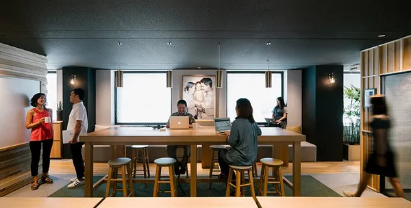 airbnb_tokyo_office_03.jpg