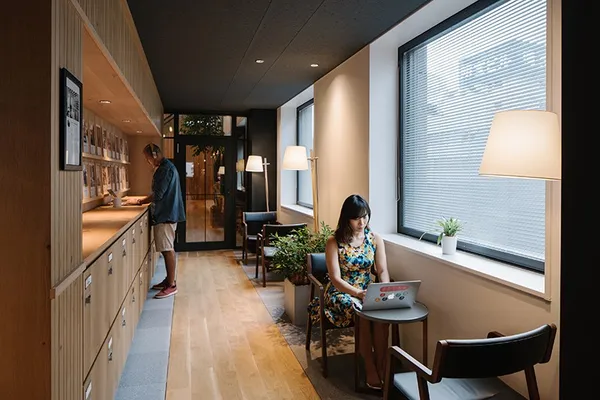 airbnb_tokyo_office_05.jpg