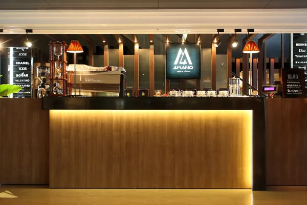 caffe 4mano  01.JPG