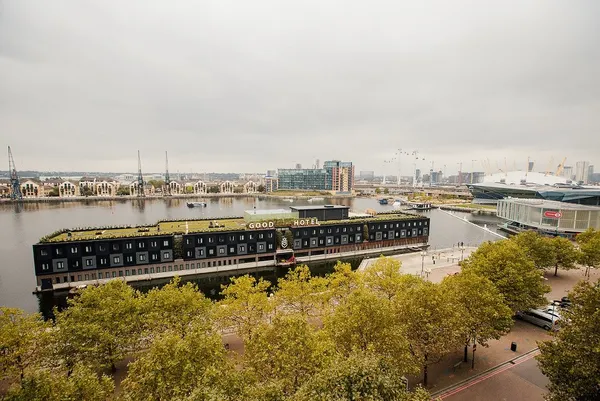 vol103_good_hotel_london_07.jpg