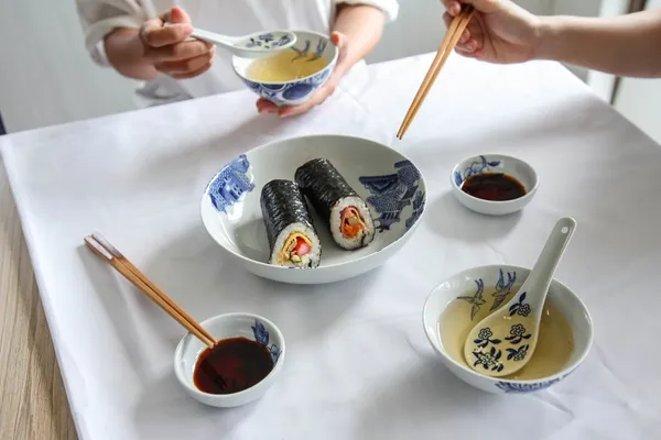 青花系列餐具-1.jpg