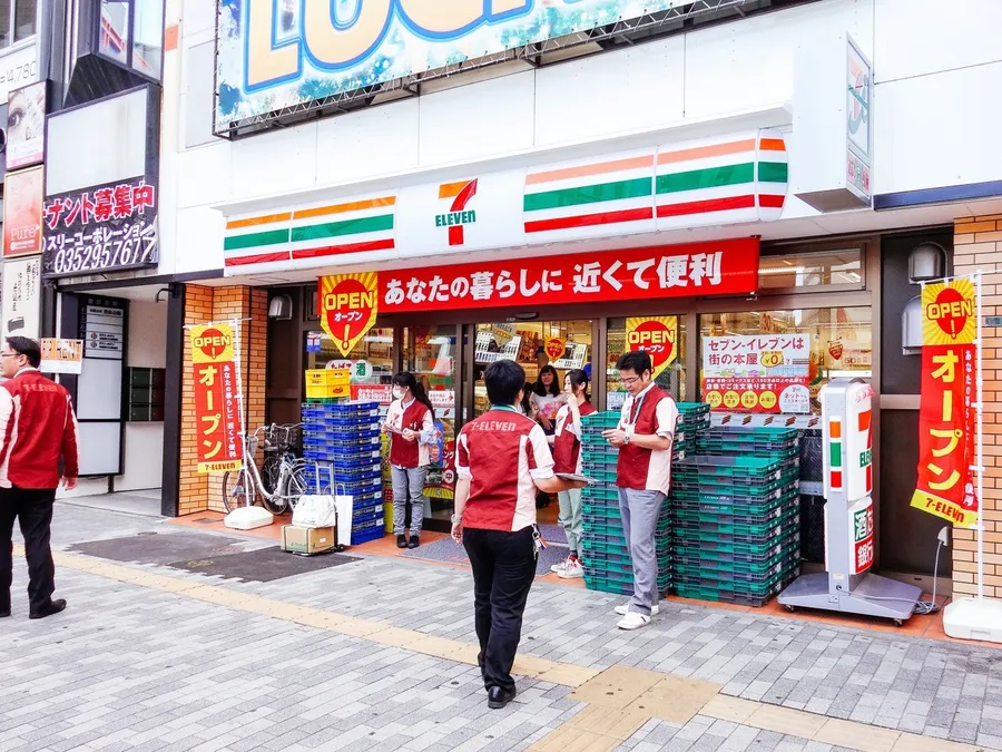 日韓推便利商店自動化，7-Eleven店員將成末代藍領