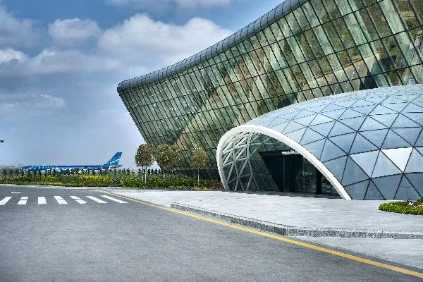 亞塞拜然機場00.jpg