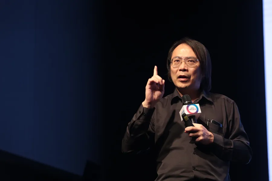 Google台灣董事總經理簡立峰：談國際創業，先「看見台灣」