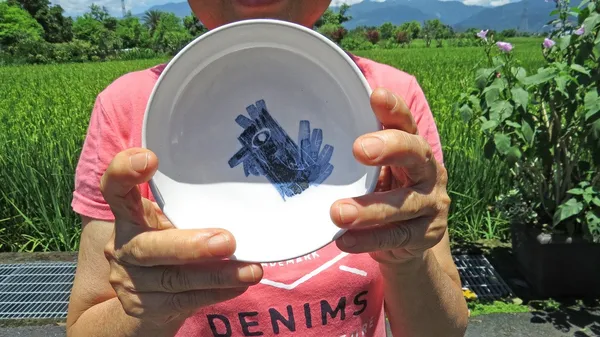 3.三星四季－公雞醬油碟.jpg