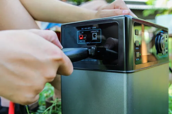 Green power 綠能儲電器行動電站-4.jpg
