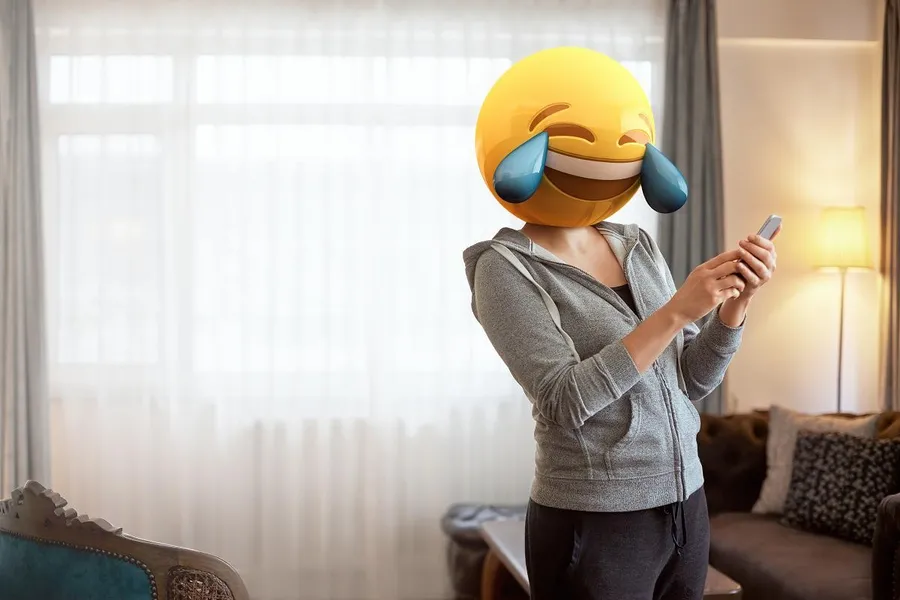 世界Emoji日來了！把兩個Emoji組合創造新的，Emoji Kitchen怎麼玩？