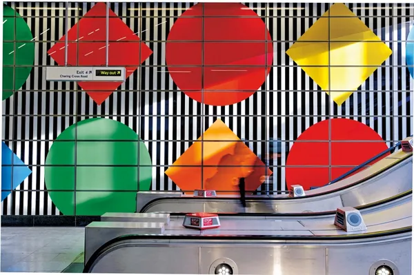 倫敦地鐵_Daniel Buren_09.jpg