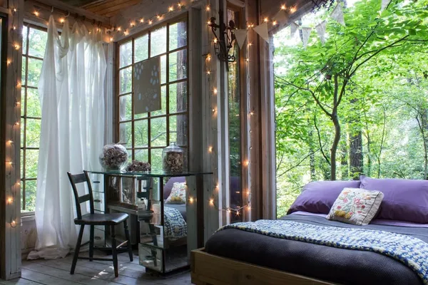 Secluded_Intown_Treehouse_20.jpg