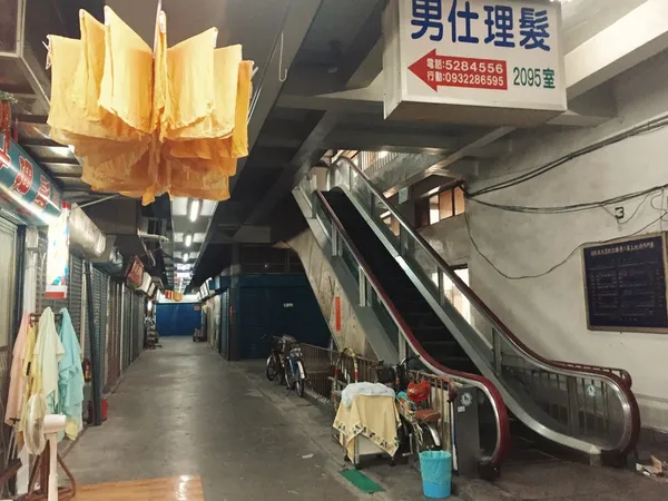 東門市場手扶梯.jpg