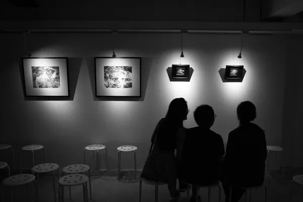 onfoto-展場空間.jpg