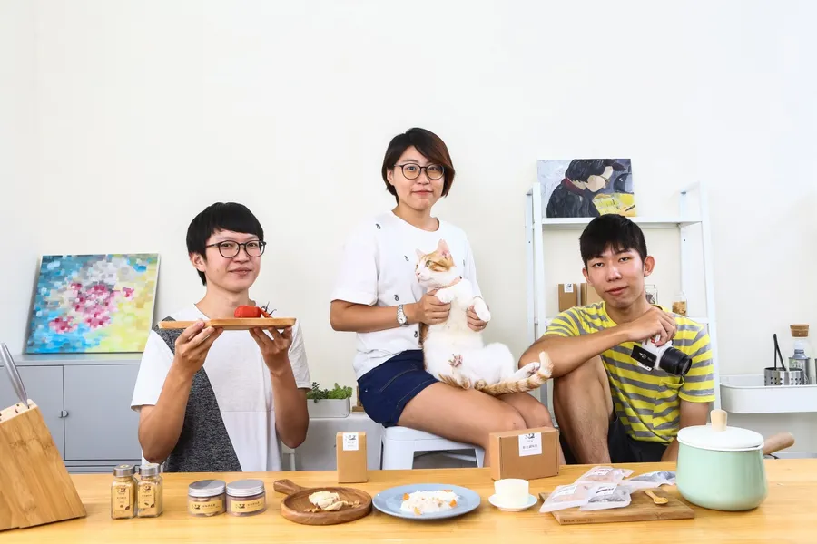 「貓咪就是我們的董事長」──三個不到30歲台灣年輕人，用社群影音和亞洲貓奴做朋友