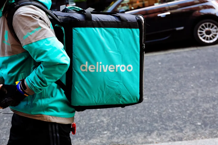 主攻高級餐飲！英國送餐新創「Deliveroo」完成3.85億美元F輪融資
