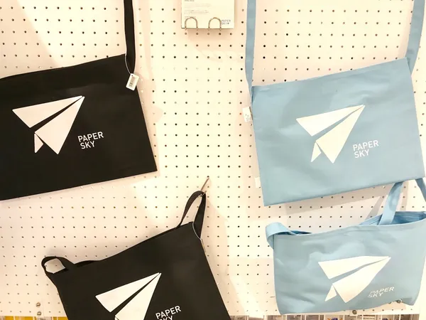 PAPERSKY實體店03.jpg